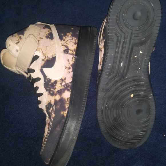 Nike Airs - Picture 5 of 9